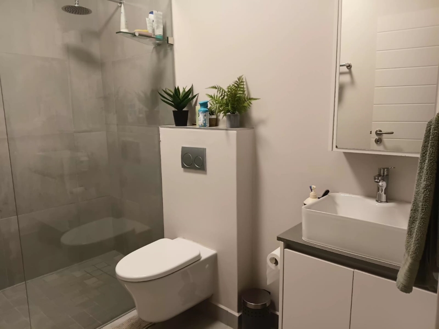 To Let 2 Bedroom Property for Rent in Bodorp Western Cape